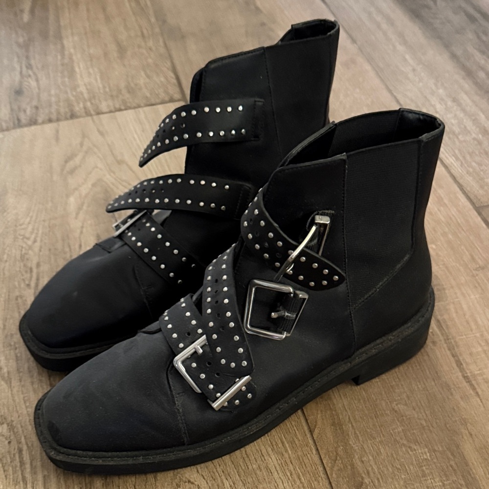 Urban Outfitters Black Ankle Boots